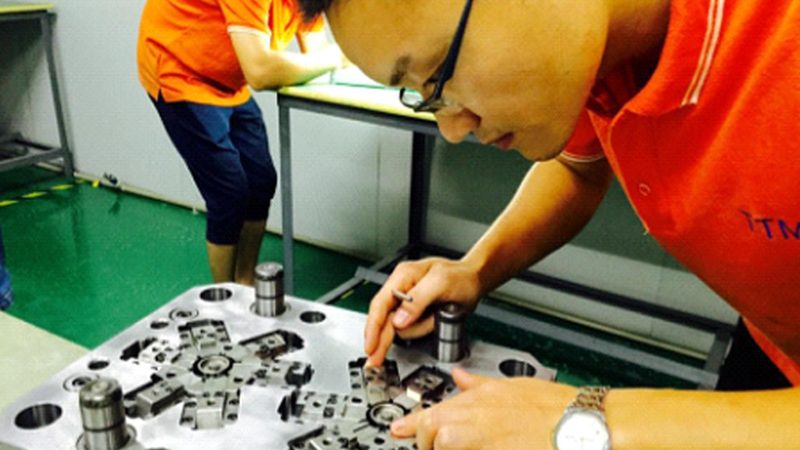 双色模具加工：揭秘杭州优质厂家的核心优势**