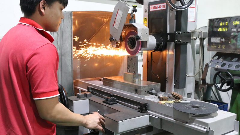 成都拉伸模具规格型号全解析：揭秘其核心参数与选型要点
