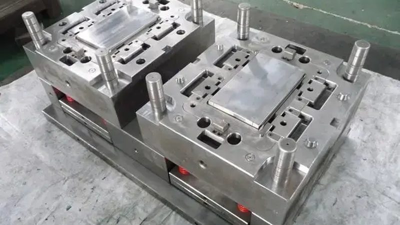 吹塑模具与注塑模具：优缺点对比解析